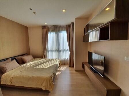 HQ by Sansiri 1 bedroom condo for rent