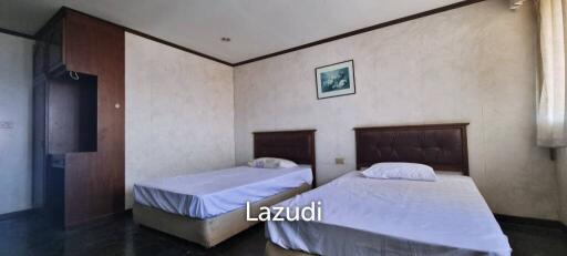 3 Beds 2 Baths 151 SQ.M. Jomtien Plaza Condotel