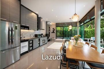 Newly renovated 3 bedroom pool villa at Pasak soi 8