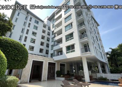 3-Bedroom Condo Sukhumvit 61 Ekkamai