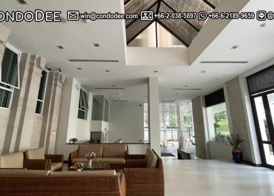 3-Bedroom Condo Sukhumvit 61 Ekkamai