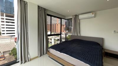 2-Bedroom Condo Sukhumvit 61 Ekkamai