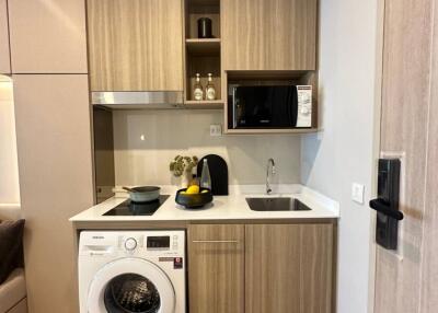 1 Bed Plus 1 Bath 35 SQ.M. Life Rama4-Asoke