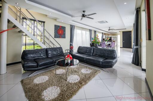 5 Bed House For Sale In Jomtien - Palm Oasis