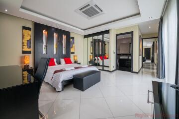 5 ห้องนอน บ้าน สำหรับขาย ใน จอมเทียน - Palm Oasis