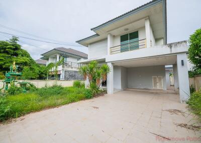 3 Bed House For Sale In East Pattaya - Central Park Hillside