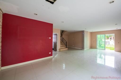 3 Bed House For Sale In East Pattaya - Central Park Hillside