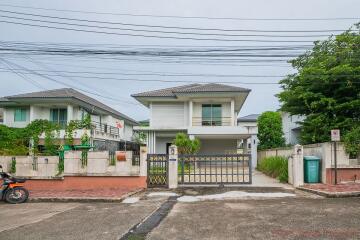 3 Bed House For Sale In East Pattaya - Central Park Hillside