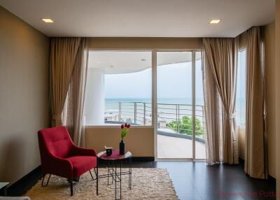 3 Bed Condo For Rent In Na Jomtien - La Royale