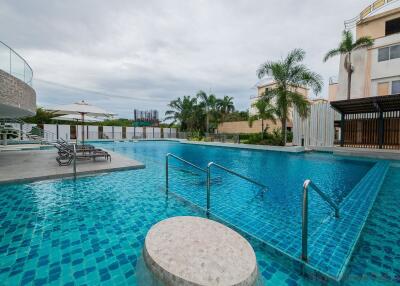 3 Bed Condo For Sale In Na Jomtien - La Royale