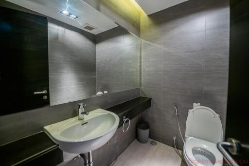 3 Bed Condo For Sale In Na Jomtien - La Royale