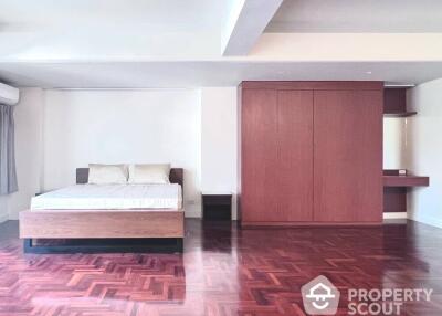 1-BR Condo near BTS Thong Lor