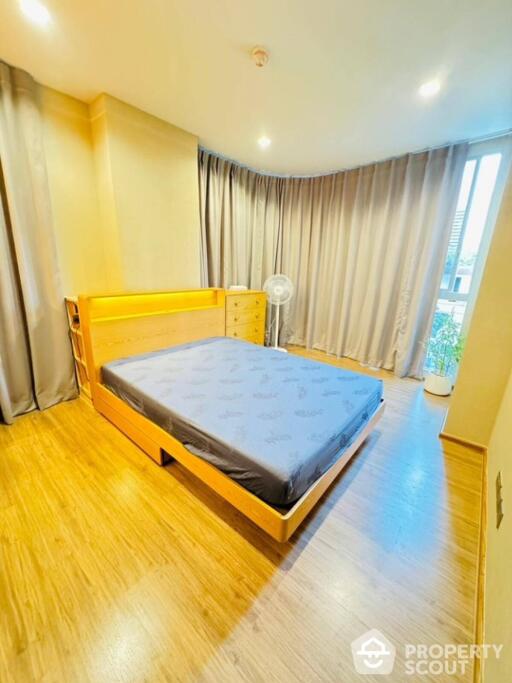 2-BR Condo at Q Prasarnmit near MRT Phetchaburi