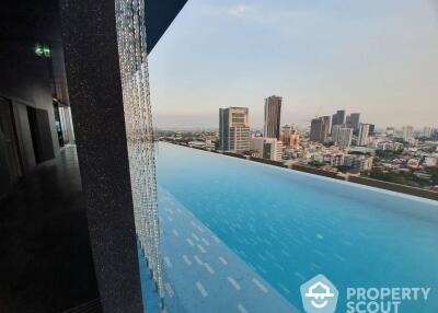 1-BR Condo at Life Sukhumvit 62 near BTS Bang Chak