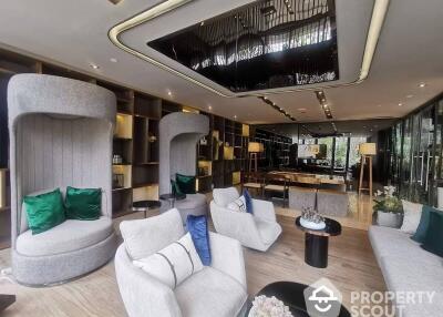 1-BR Condo at Life Sukhumvit 62 near BTS Bang Chak