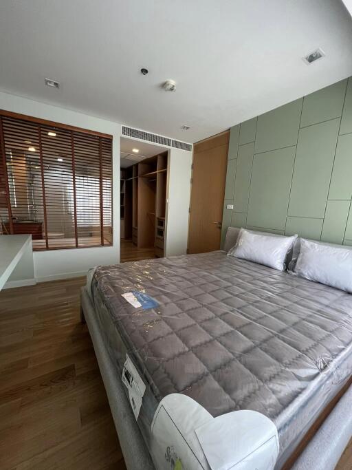 Condo for Rent at Amanta Lumphini