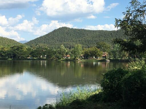 Nice 2 Bedroom Bungalow on a Lake for Sale in On Tai, San Kamphaeng, Chiang Mai