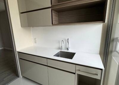 1-BR Condo at The Room Rama 4 near MRT Hua Lamphong