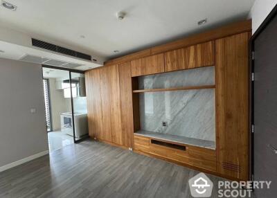 1-BR Condo at The Room Rama 4 near MRT Hua Lamphong