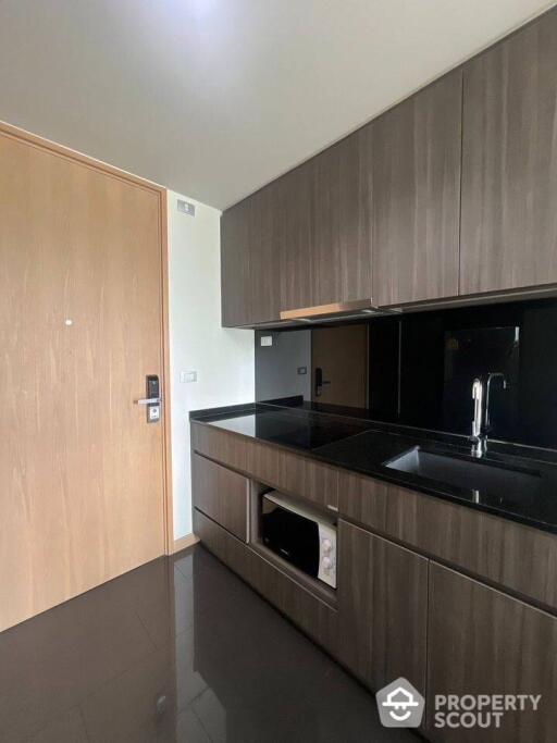 1-BR Condo at Via 49 near BTS Phrom Phong