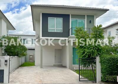House at Centro Phahol-Viphawadee for sale