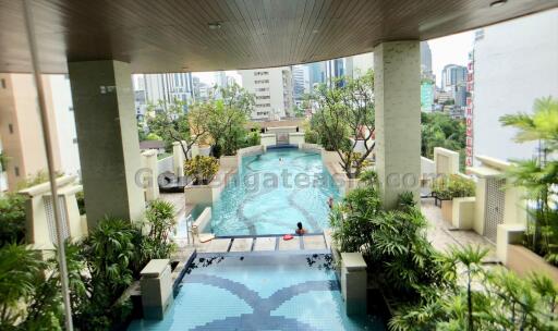 2 Bedrooms spacious Furnished apartment - Sukhumvit Nana BTS