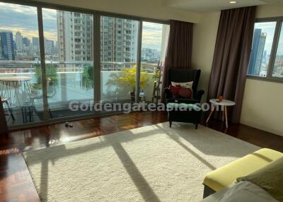 3 Bedrooms with big balcony, Sukhumvit soi 11