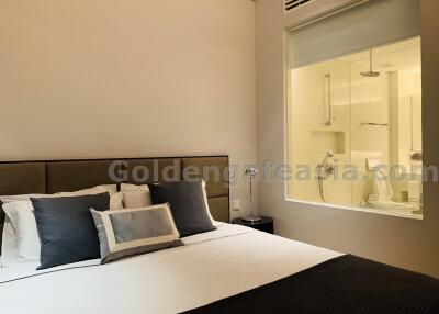 1 Bedroom modern condo with Balcony close to BTS Thong Lo