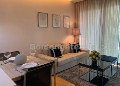 1 Bedroom modern condo with Balcony close to BTS Thong Lo