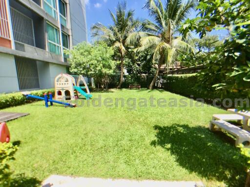 2 Bedrooms Modern Furnished Apartment with Balcony - Ekkamai