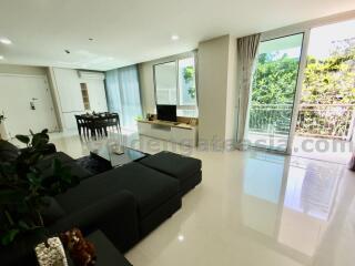 2 Bedrooms Modern Furnished Apartment with Balcony - Ekkamai