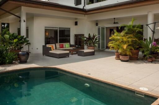 A stunning pool villa for sale in Mae Rim, Chiang Mai