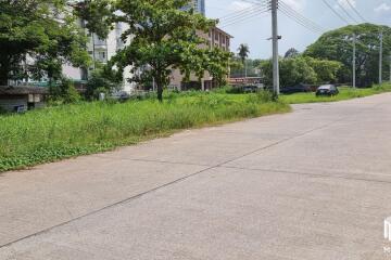 Property id145ls Land for sale in ChangPuek 1-2-78Rai near Rajabhat Chiangmai