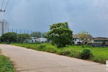 Property id145ls Land for sale in ChangPuek 1-2-78Rai near Rajabhat Chiangmai