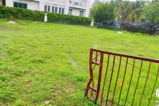 land for sale in Chaiyapuek Land and House housing estate 444m2,nearby Maejo