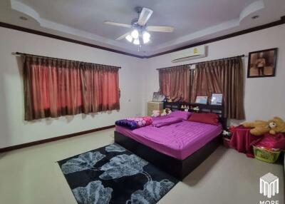 Property ID023BS Dormitory with buildings, area 2 ngan, Saklu Thong Dormitory