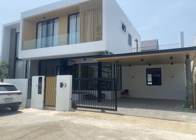 Modern Villa for Sale in Chiang Mai - Chiang Mai Property Sale