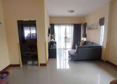 House For Sale In Ton Pao