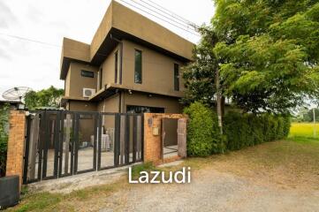 House For Sale In Samran Rat