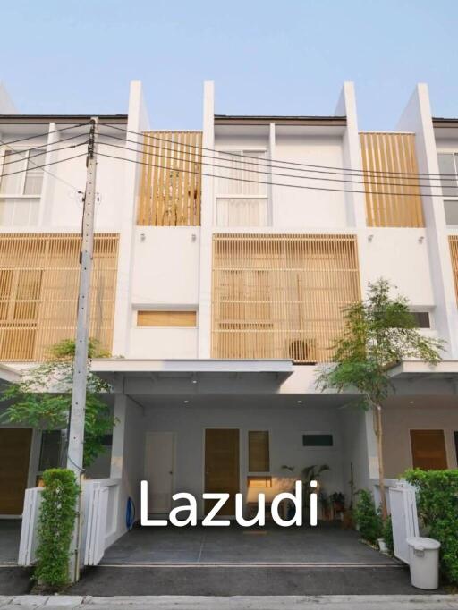 Townhouse For Sale In Suthep