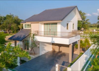 Detached house, 2 floors, 4 bedrooms, 3 bathrooms, located in the Doi Saket area, near Central Festival Chiang Mai.