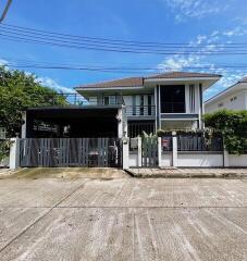 2-story detached house, 3 bedrooms, 3 bathrooms, near Mae Kuang Market.