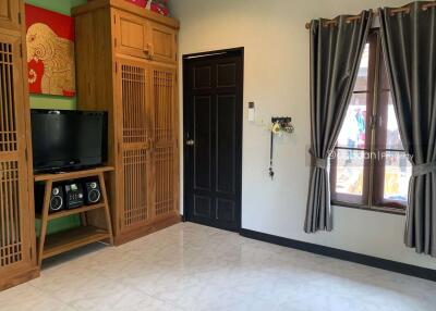 One and a half storey house, resort style, 2 bedrooms, 3 bathrooms, San Kamphaeng area.