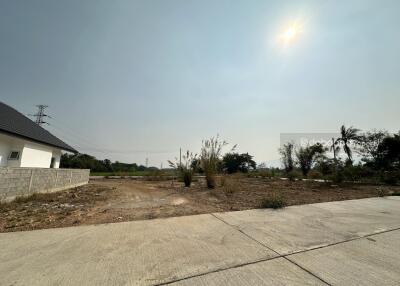 Beautiful 114 sq. wah land plot in the San Sai area, near Okajoo Shop.