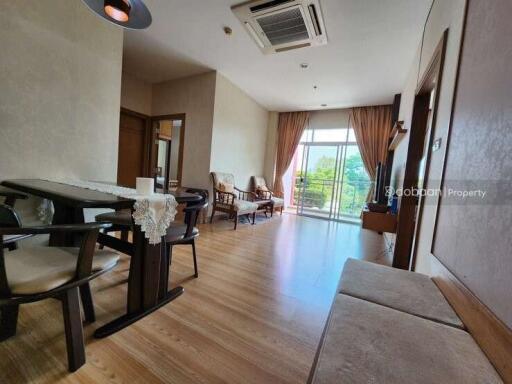 Fully furnished 2-bedroom, 2-bathroom condo ready for immediate occupancy in the downtown area of Chiang Mai, close to Maya Shopping Mall.