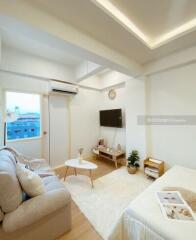 Condominium 1 bedroom, 1 bathroom, near Nimman