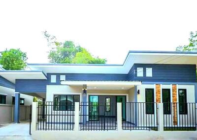 Single-story modern-style house with 2 bedrooms and 2 bathrooms.