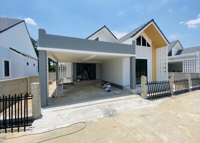 One-story detached house, Nordic style, 3 bedrooms, 3 bathrooms, Doi Saket zone.