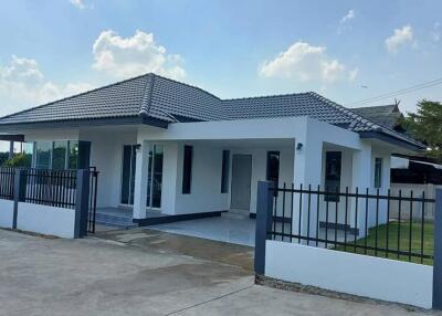 A single-story, contemporary-style house with 3 bedrooms and 2 bathrooms in the Saraphi zone.