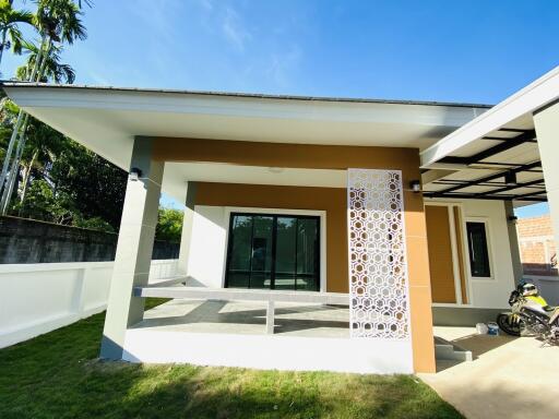 A Modern single-story  house with 3 bedrooms and 2 bathrooms in the Tha Wang Tan, Hang Dong, Chiang Mai